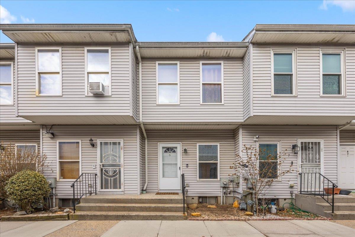 66 Henry Street, Hempstead, New York image 6
