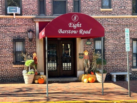Homes For Sale - 8 Barstow Road #6K<br/> Great Neck, NY 11021