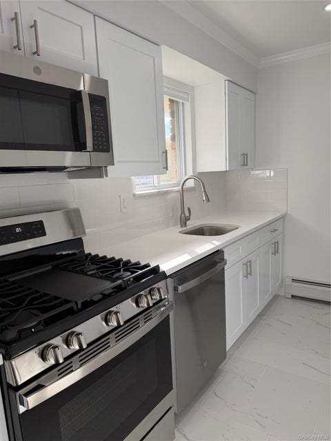 Photo of 14 Central Drive #4, Nanuet, NY 10954 (MLS # 1064605)