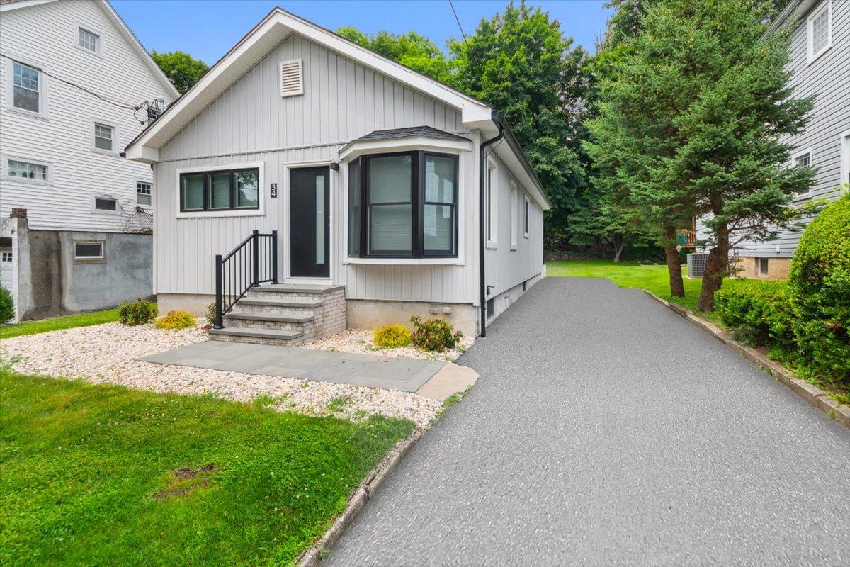 34 Woodside Avenue
