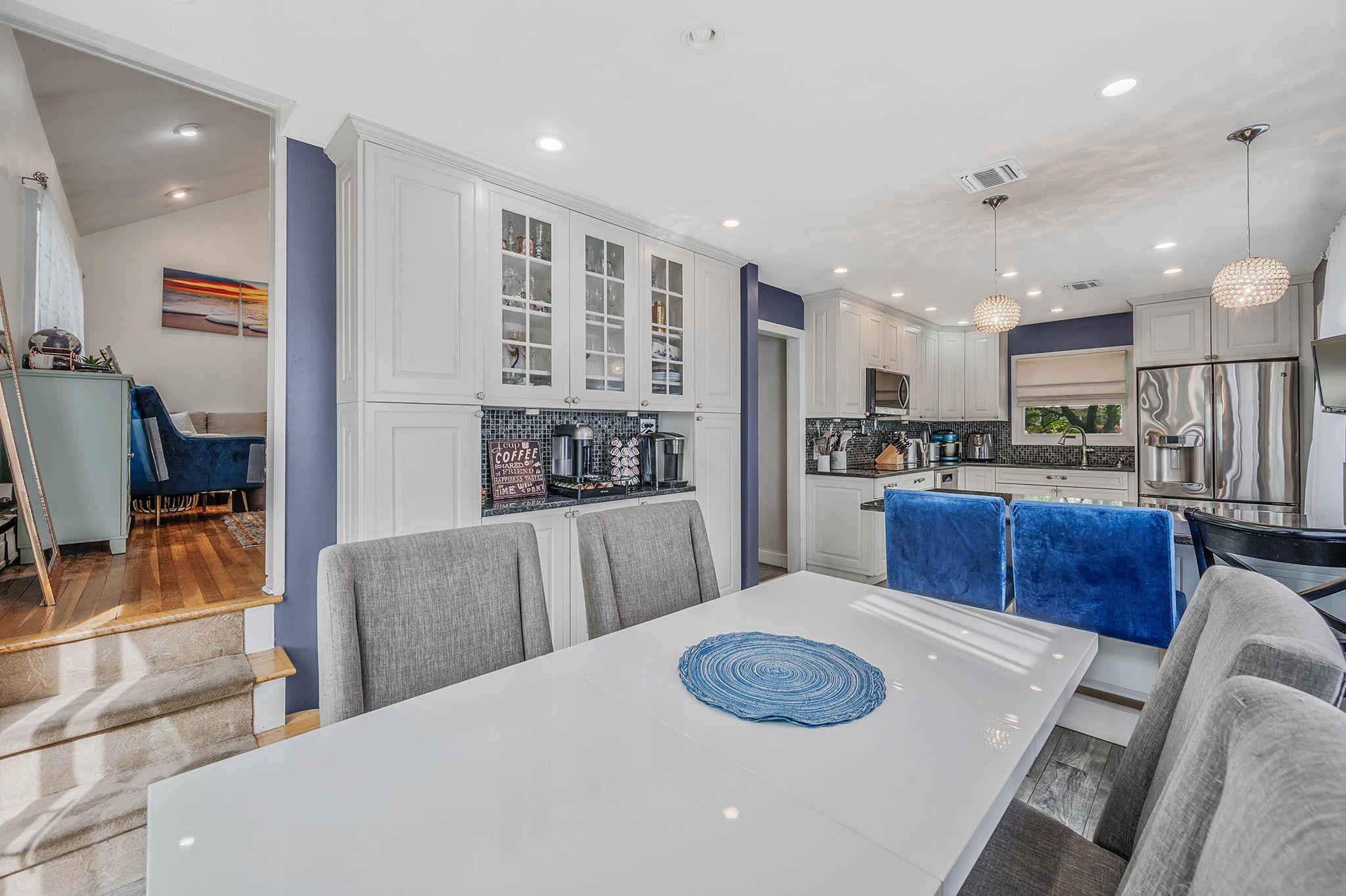 23 Chester Street, East Northport, New York image 14