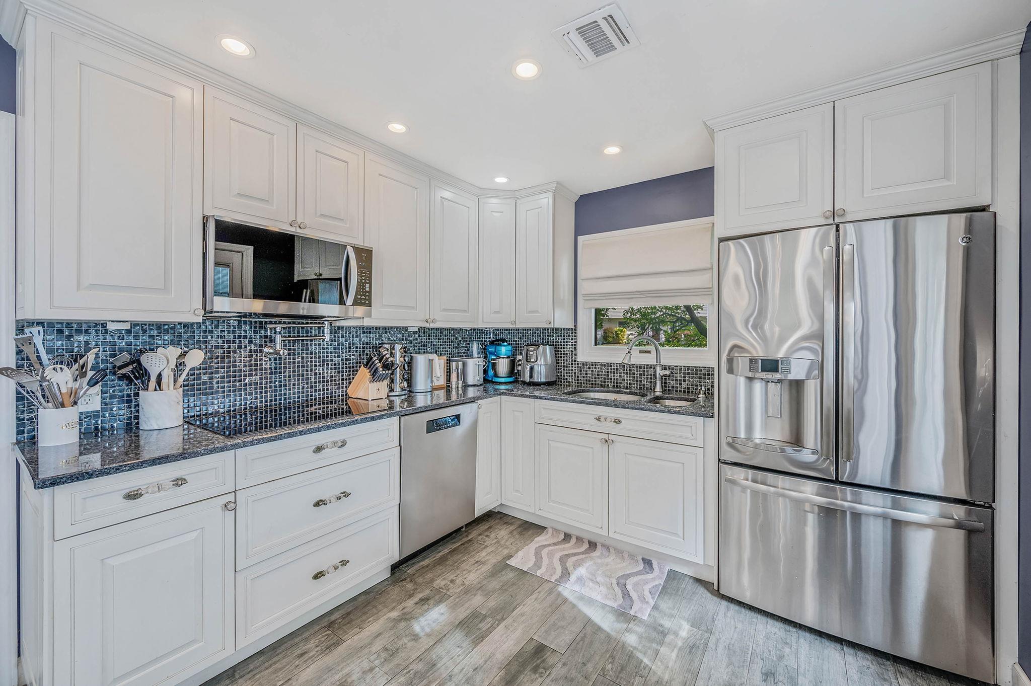 23 Chester Street, East Northport, New York image 9