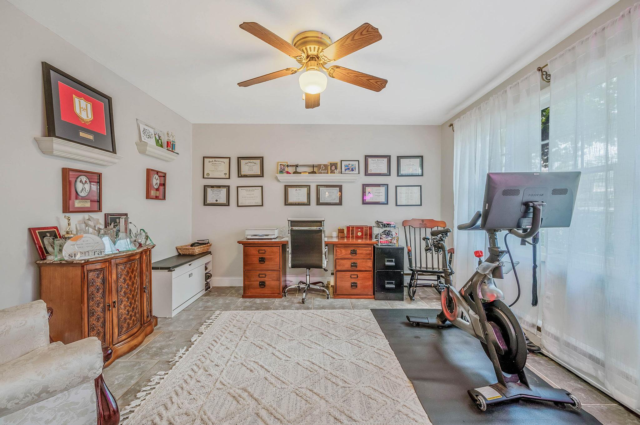 23 Chester Street, East Northport, New York image 5
