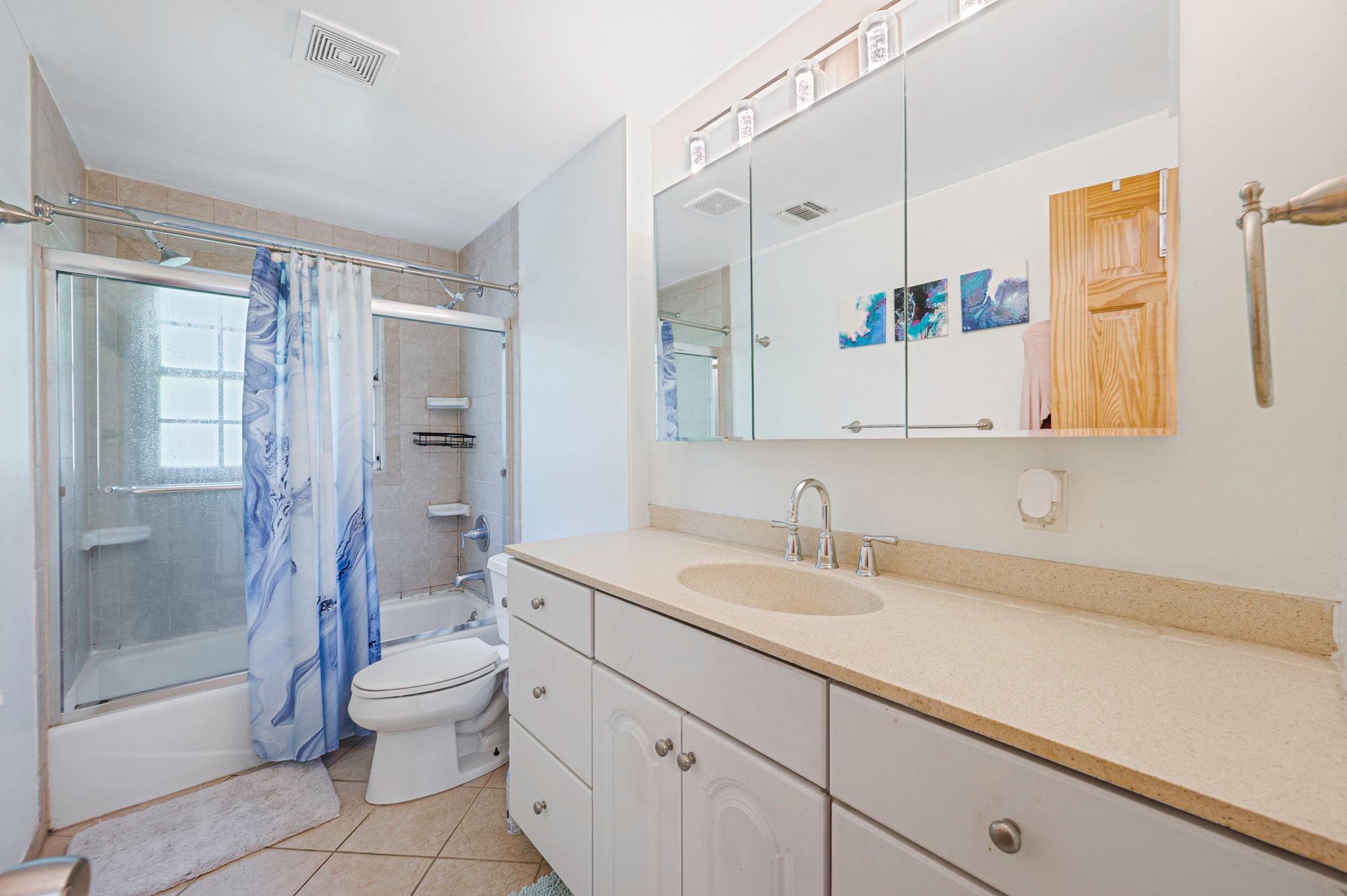 23 Chester Street, East Northport, New York image 26