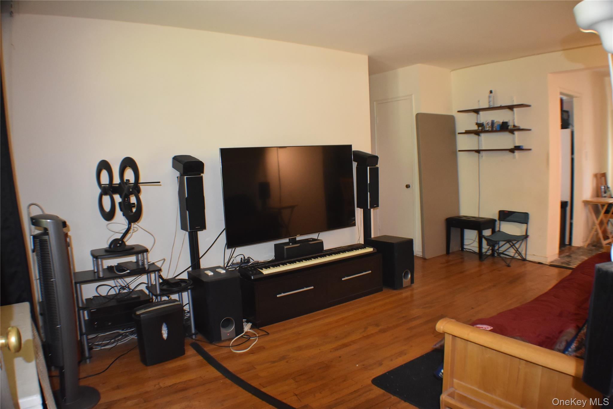 228-14 Stronghurst Avenue 3113, Lower Level