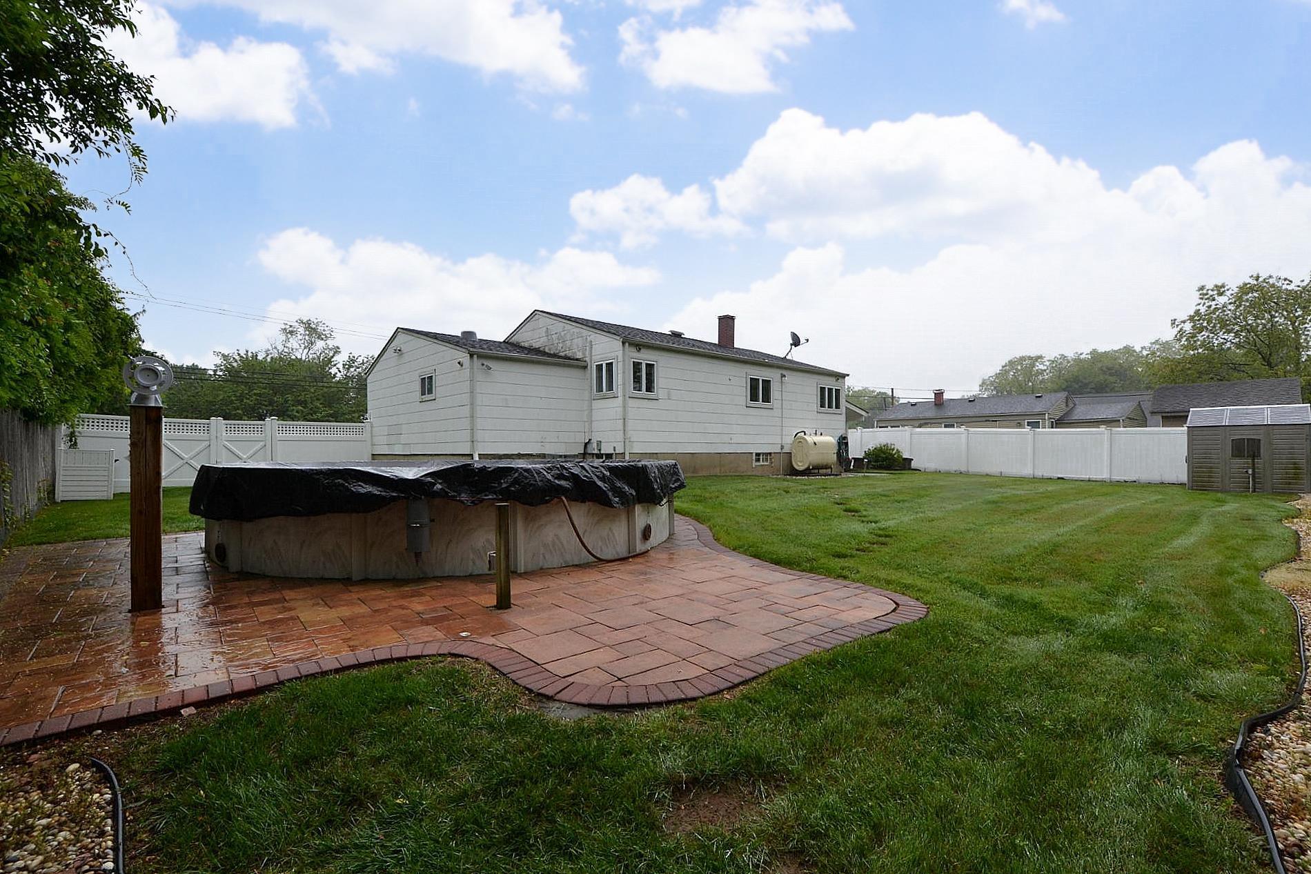 608 Amsterdam Avenue, East Patchogue, New York image 21