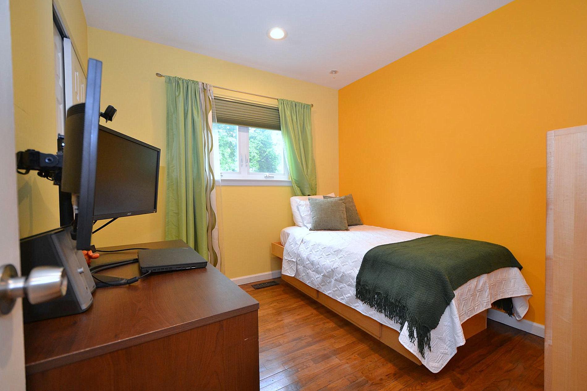 608 Amsterdam Avenue, East Patchogue, New York image 15