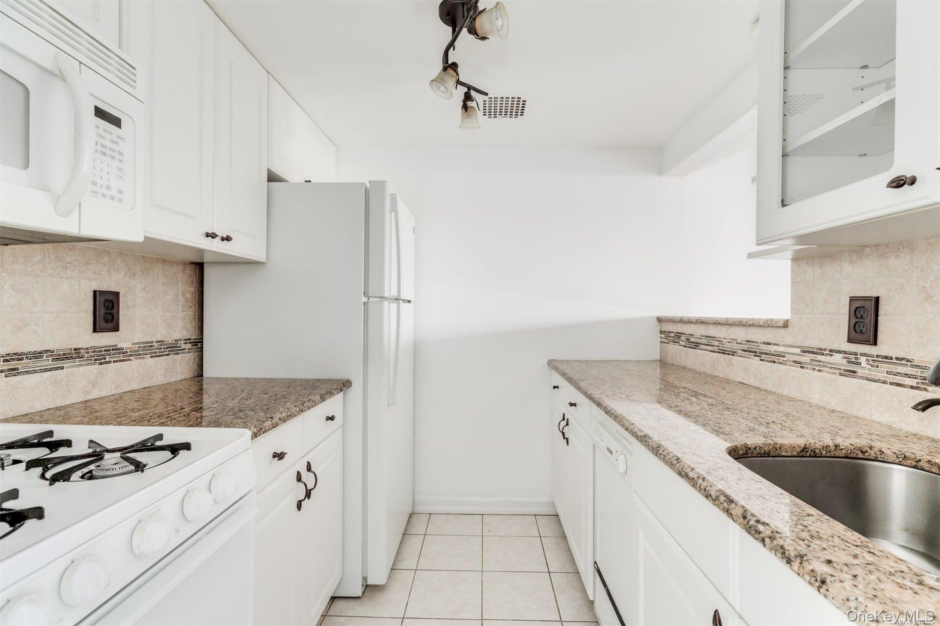 380 Fulton Street M2