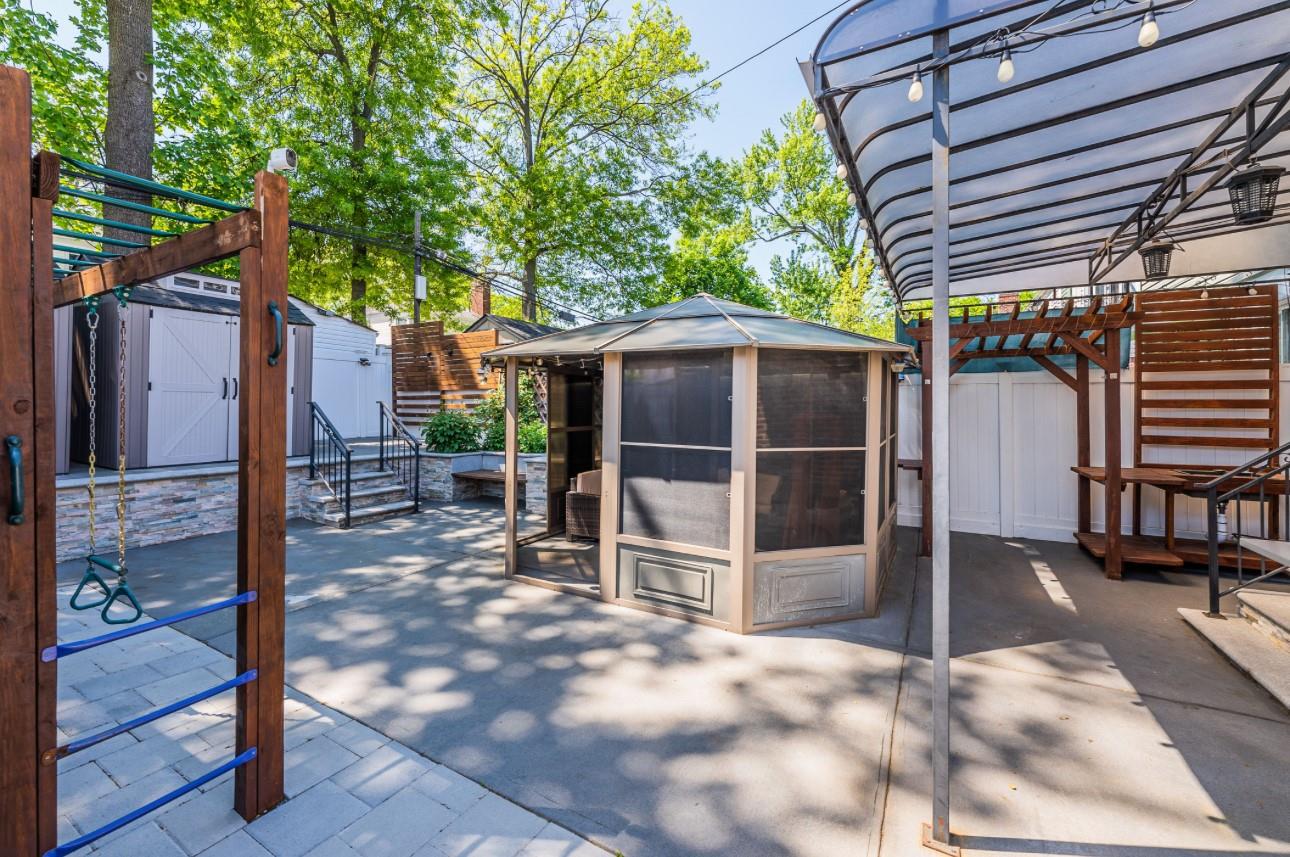 5326 207th Street, Bayside, New York image 9
