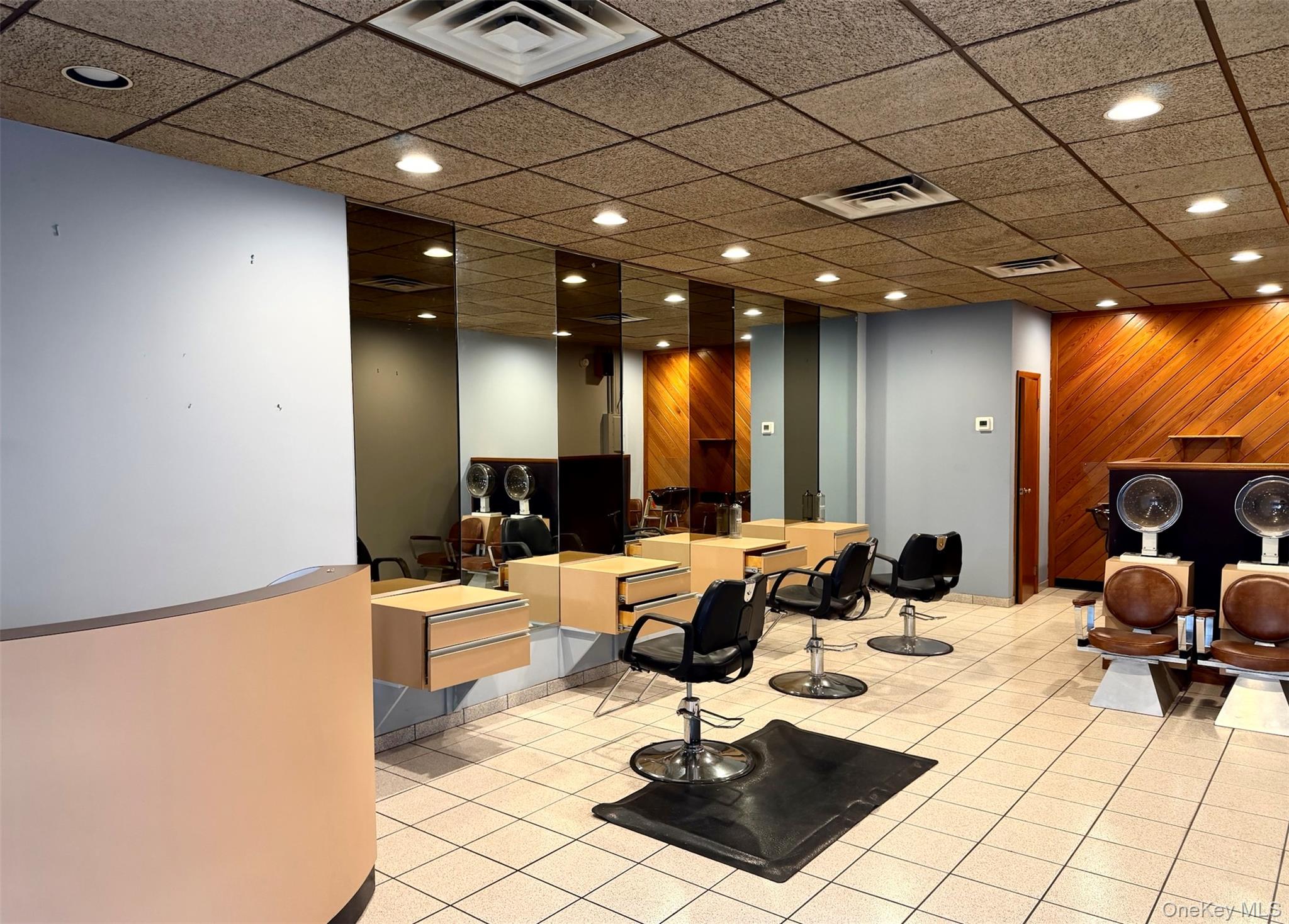 579 Warburton Avenue