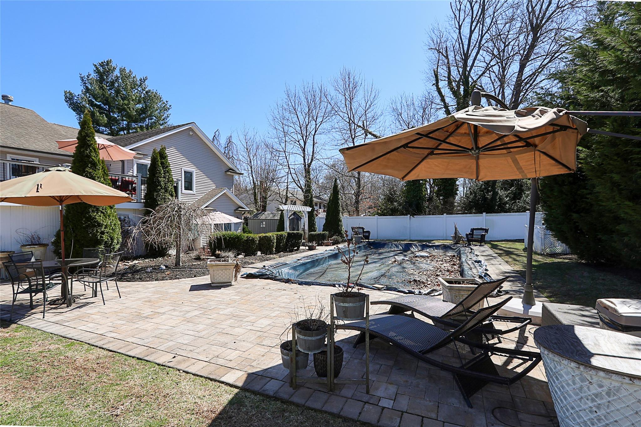 7 Burrwood Court, East Northport, New York image 45