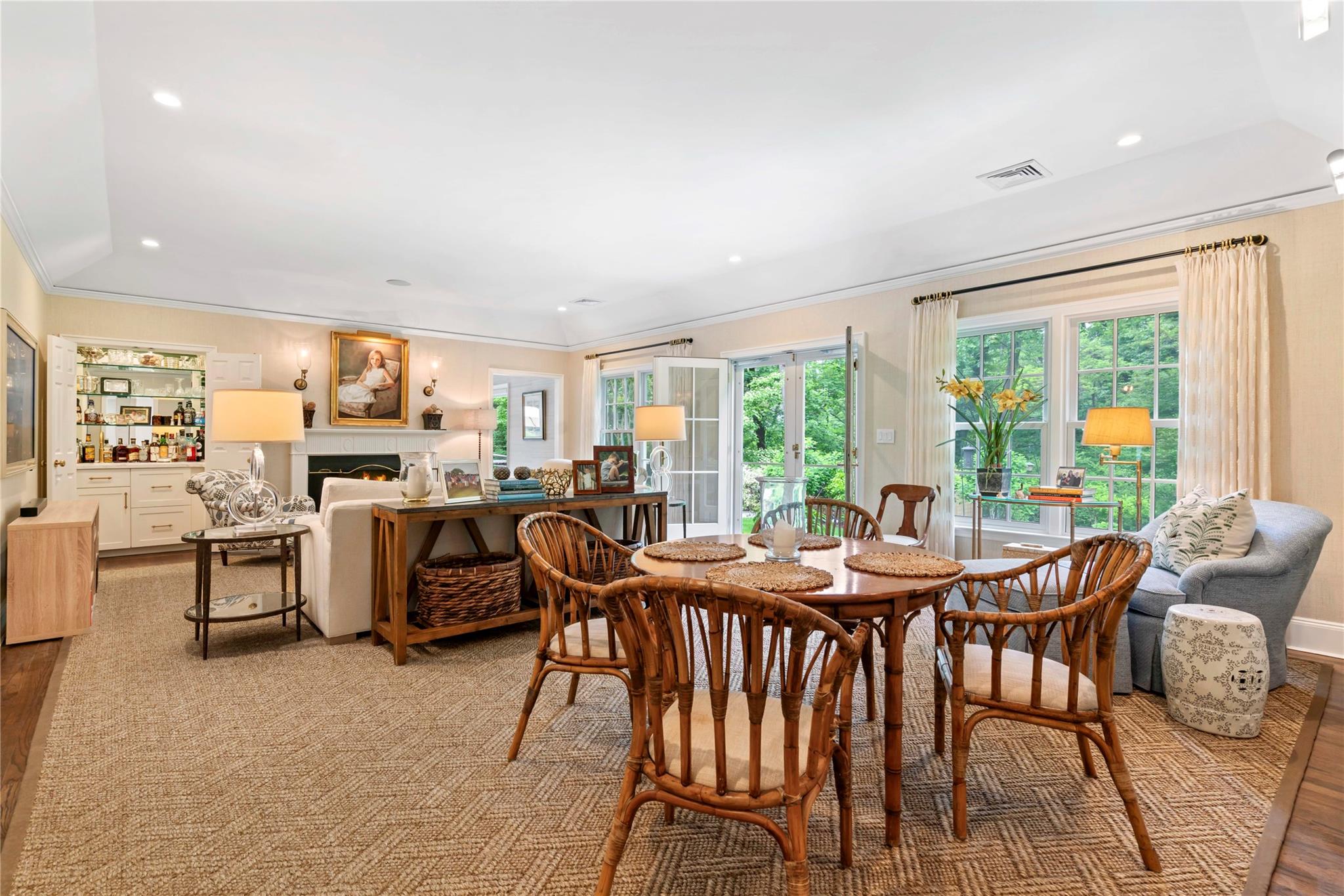 18 Matinecock Farms Road, Glen Cove, New York image 9