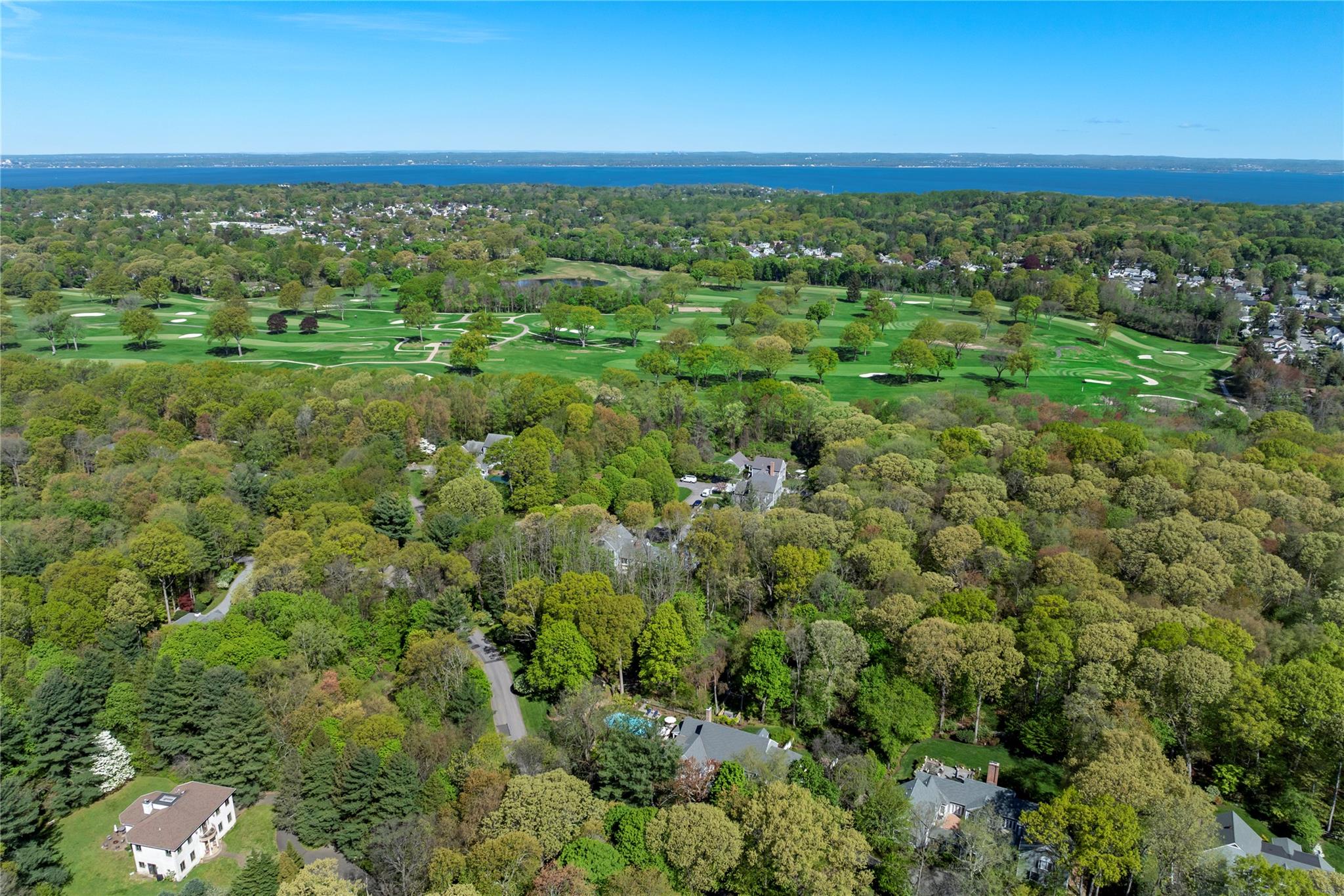 18 Matinecock Farms Road, Glen Cove, New York image 38