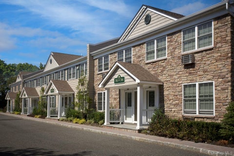 Apartment For Rent - 184 Hallock Road #3F2<br/> Suffolk County, Lake Grove, NY 11755