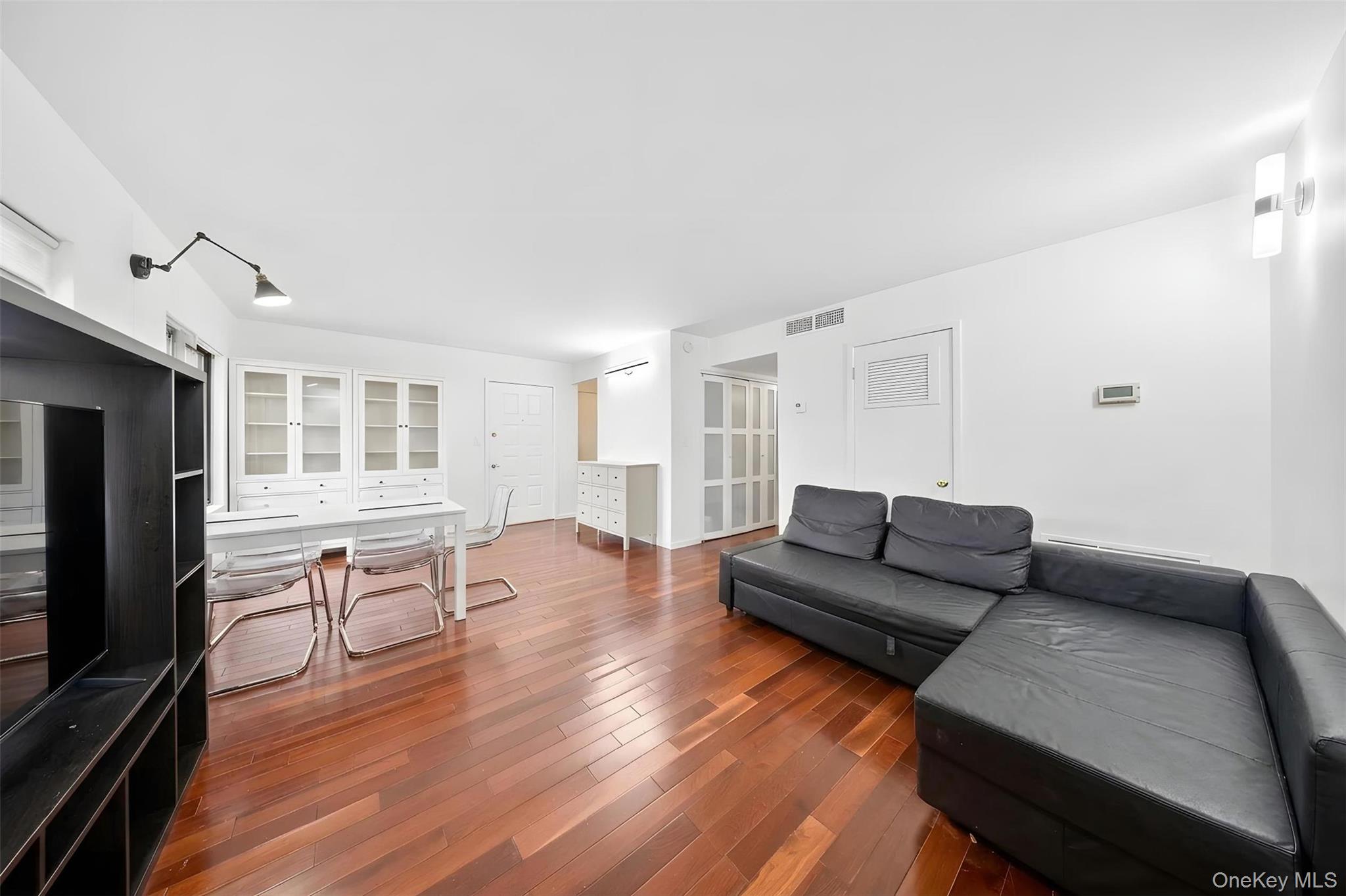 550 115th Street 550D