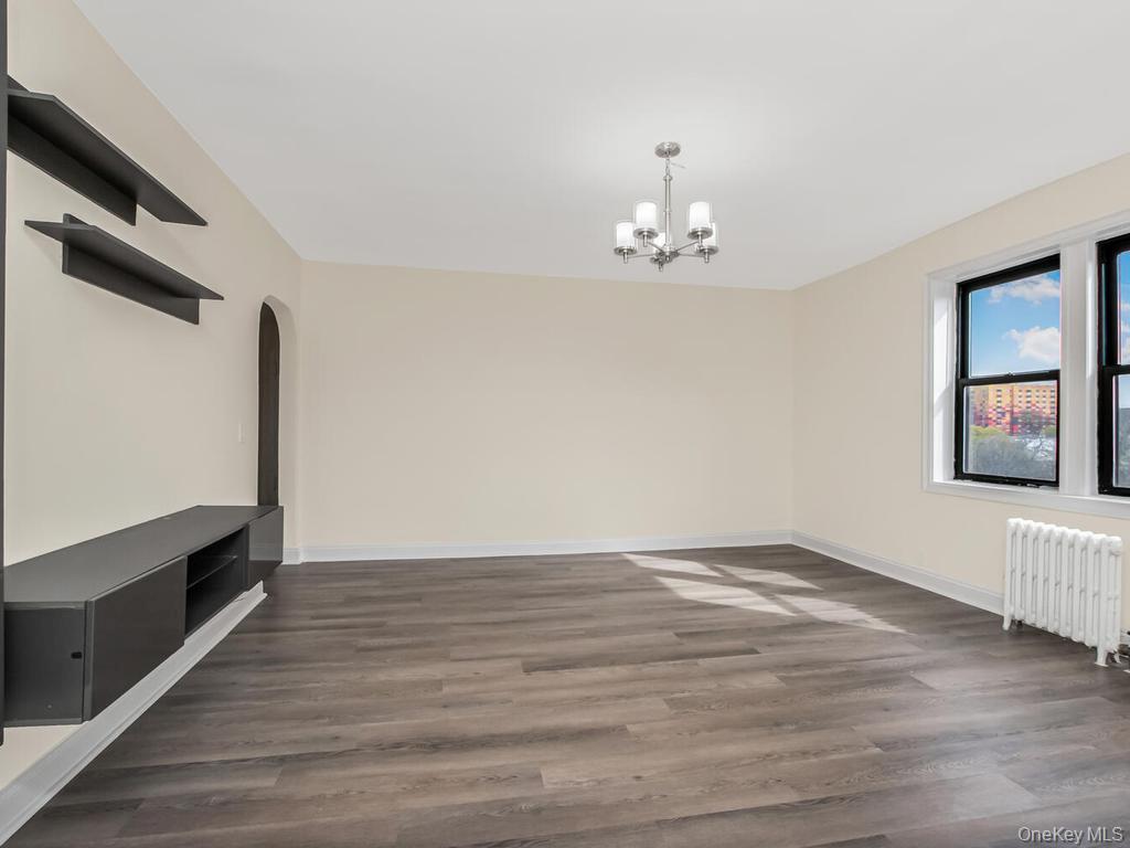 475 Bronx River Road 5C