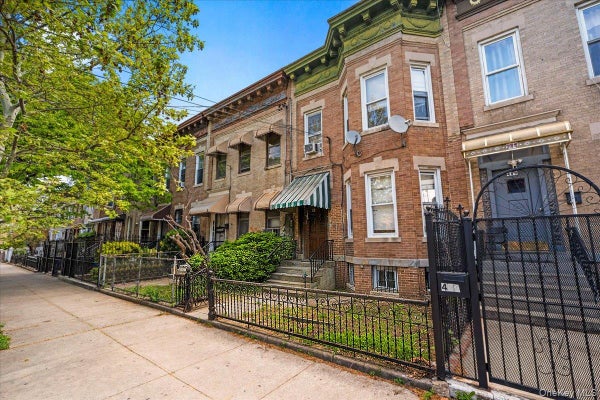 407 ELDERT LN, BROOKLYN, NY 11208 - Image 2b01805da5ab21d55c52cd4b1fee6e44/2681012019