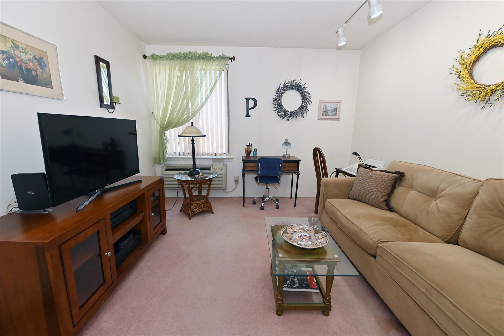 800 Willis Avenue #211, Albertson, New York image 7