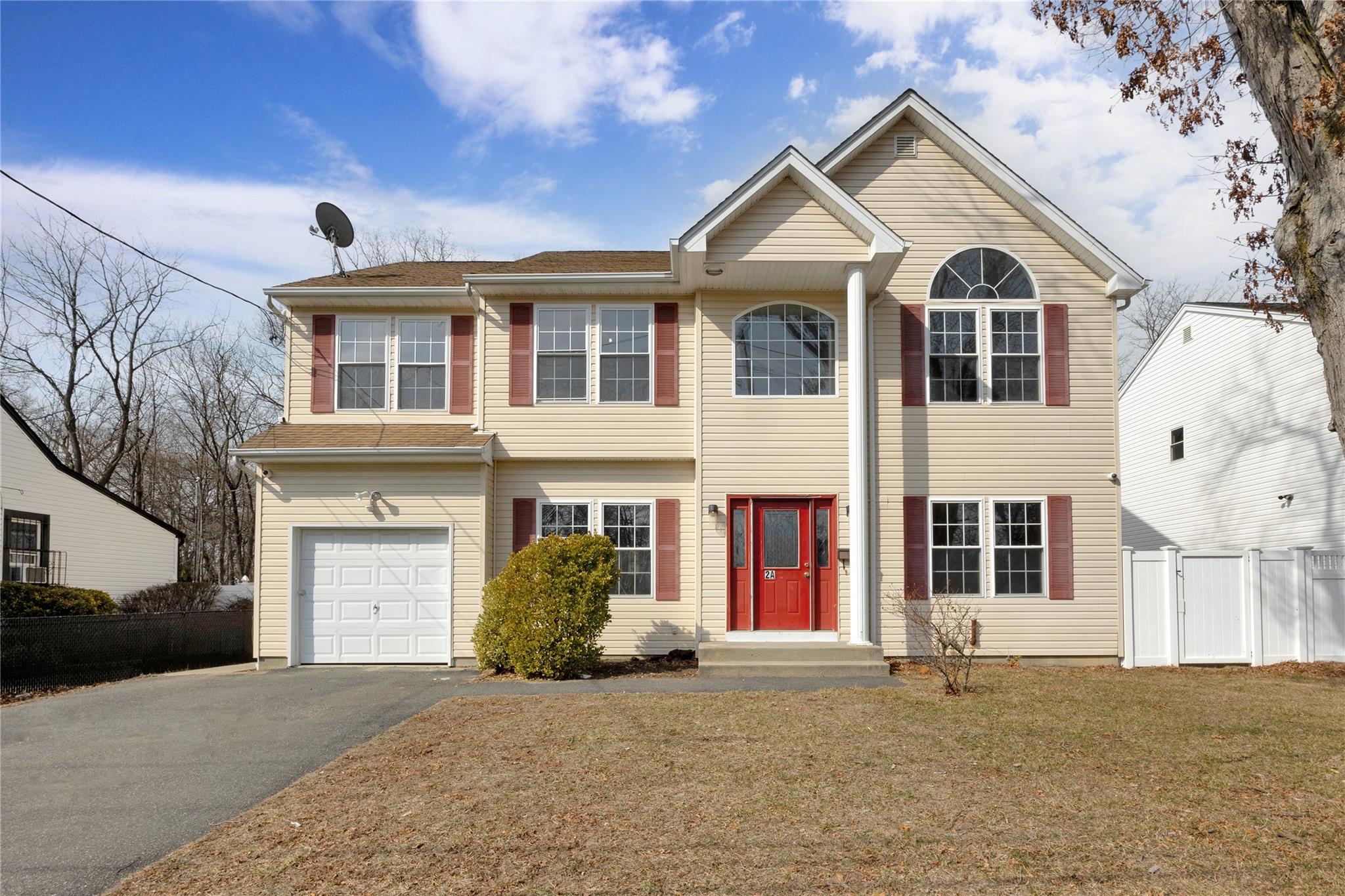 2A Rosewood Avenue, Amityville, New York image 1