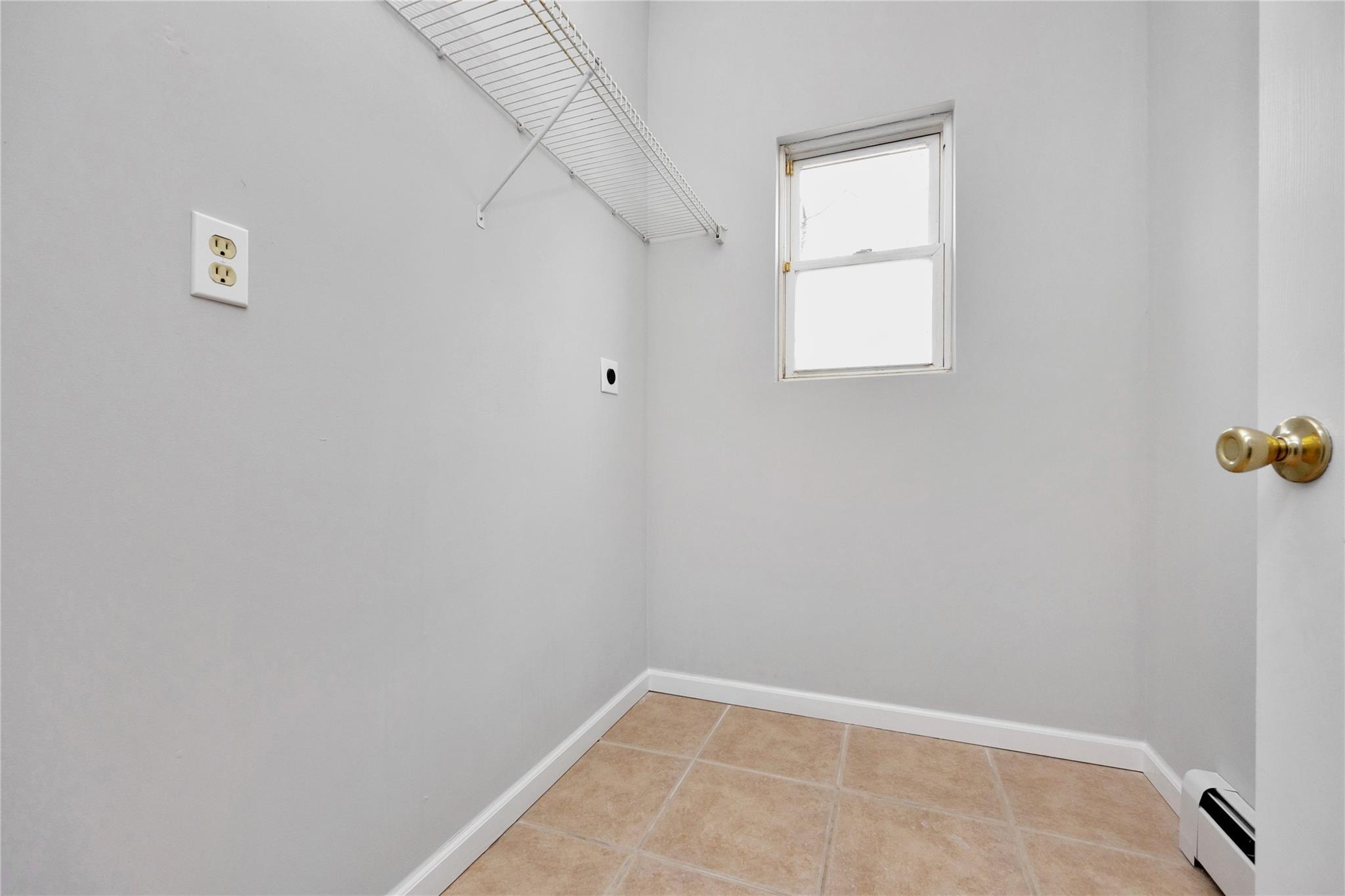 2A Rosewood Avenue, Amityville, New York image 17