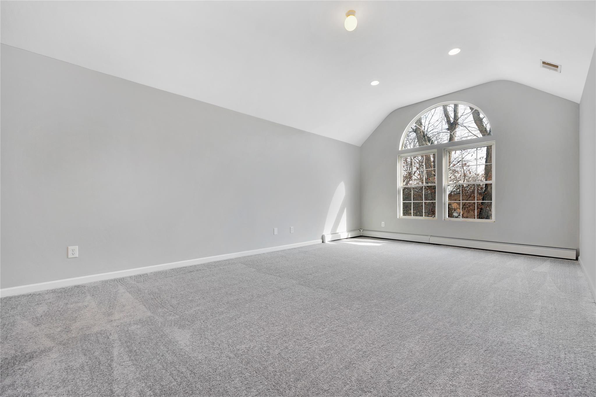 2A Rosewood Avenue, Amityville, New York image 29