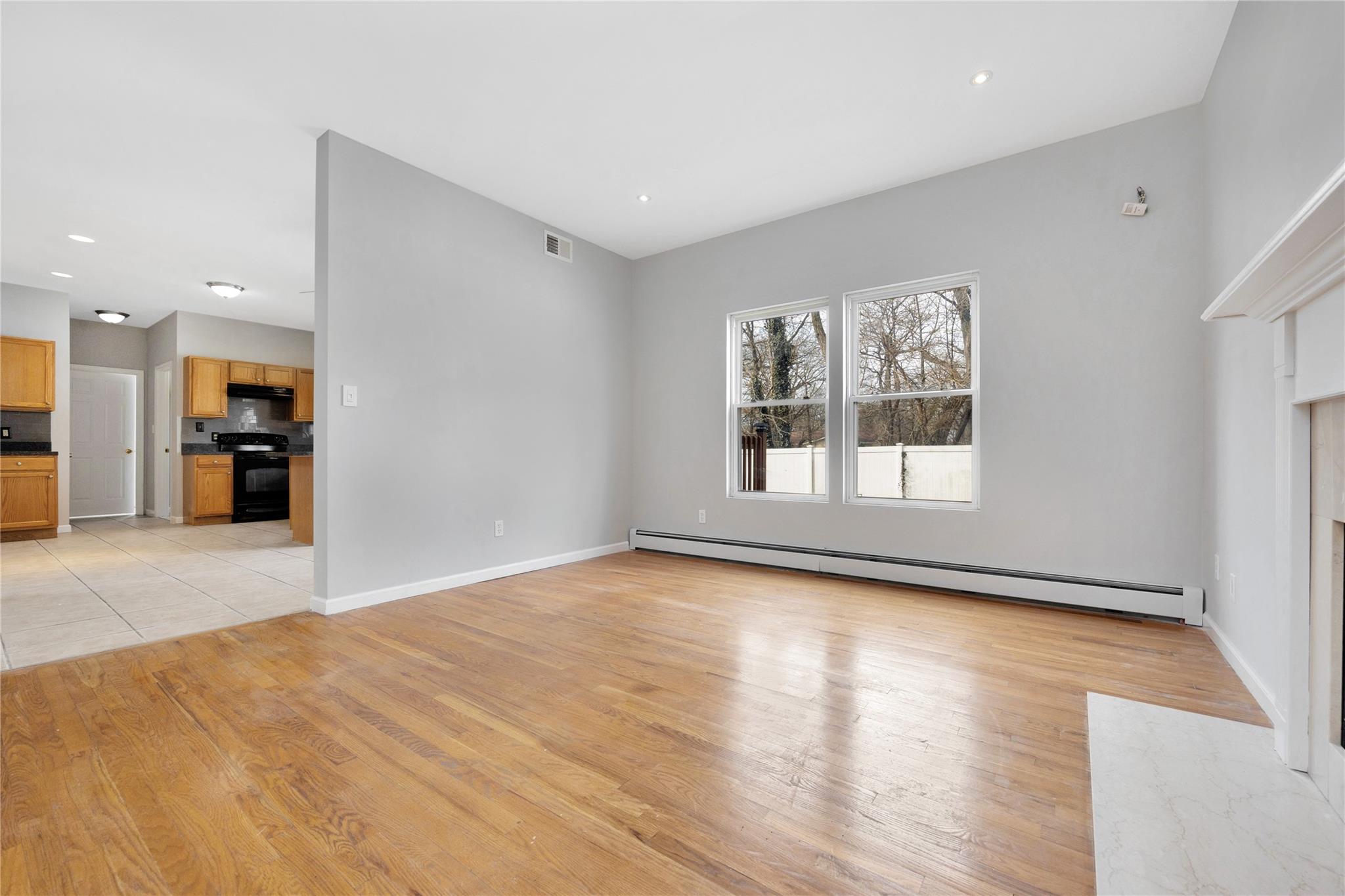 2A Rosewood Avenue, Amityville, New York image 20