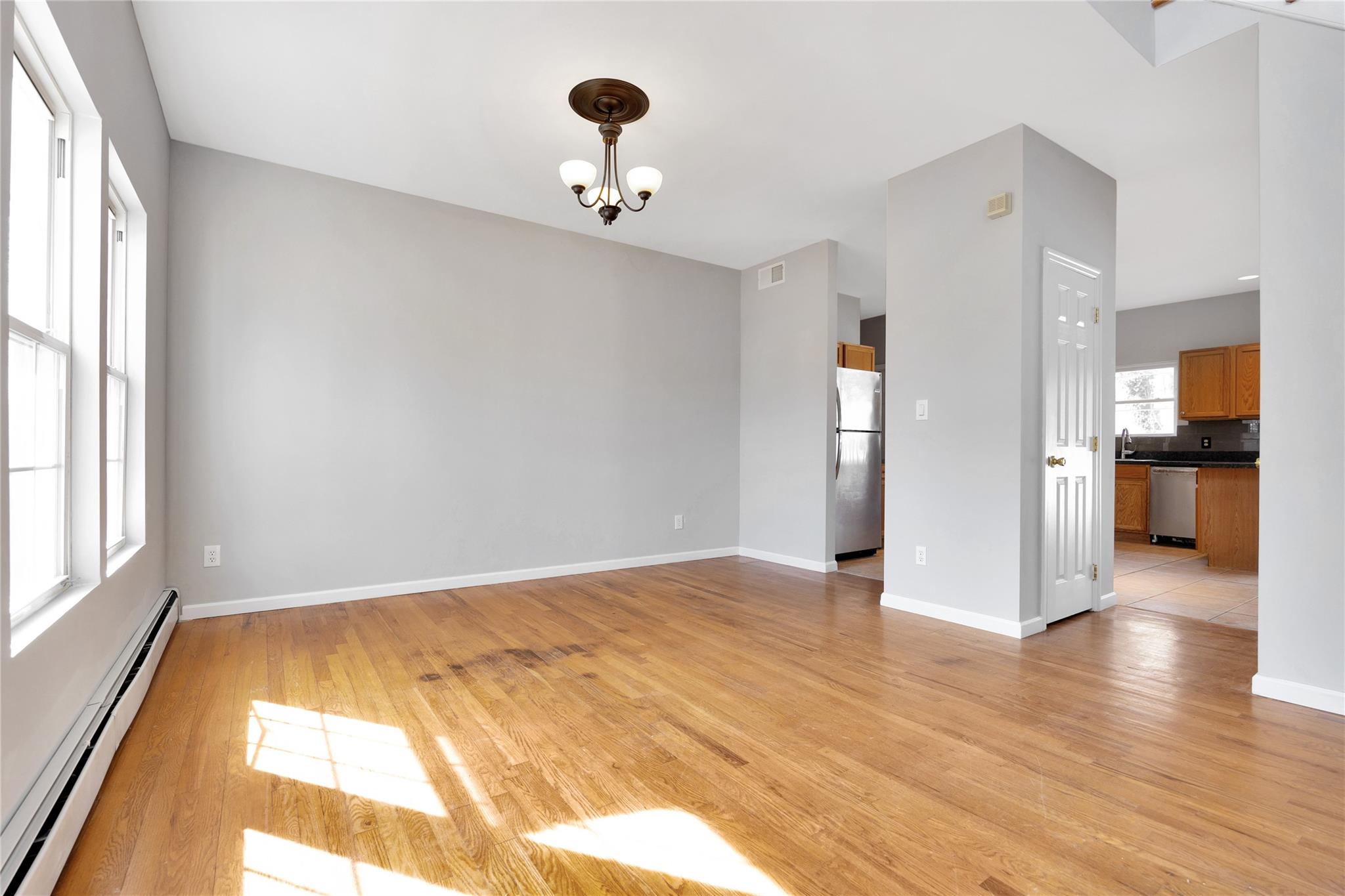 2A Rosewood Avenue, Amityville, New York image 7
