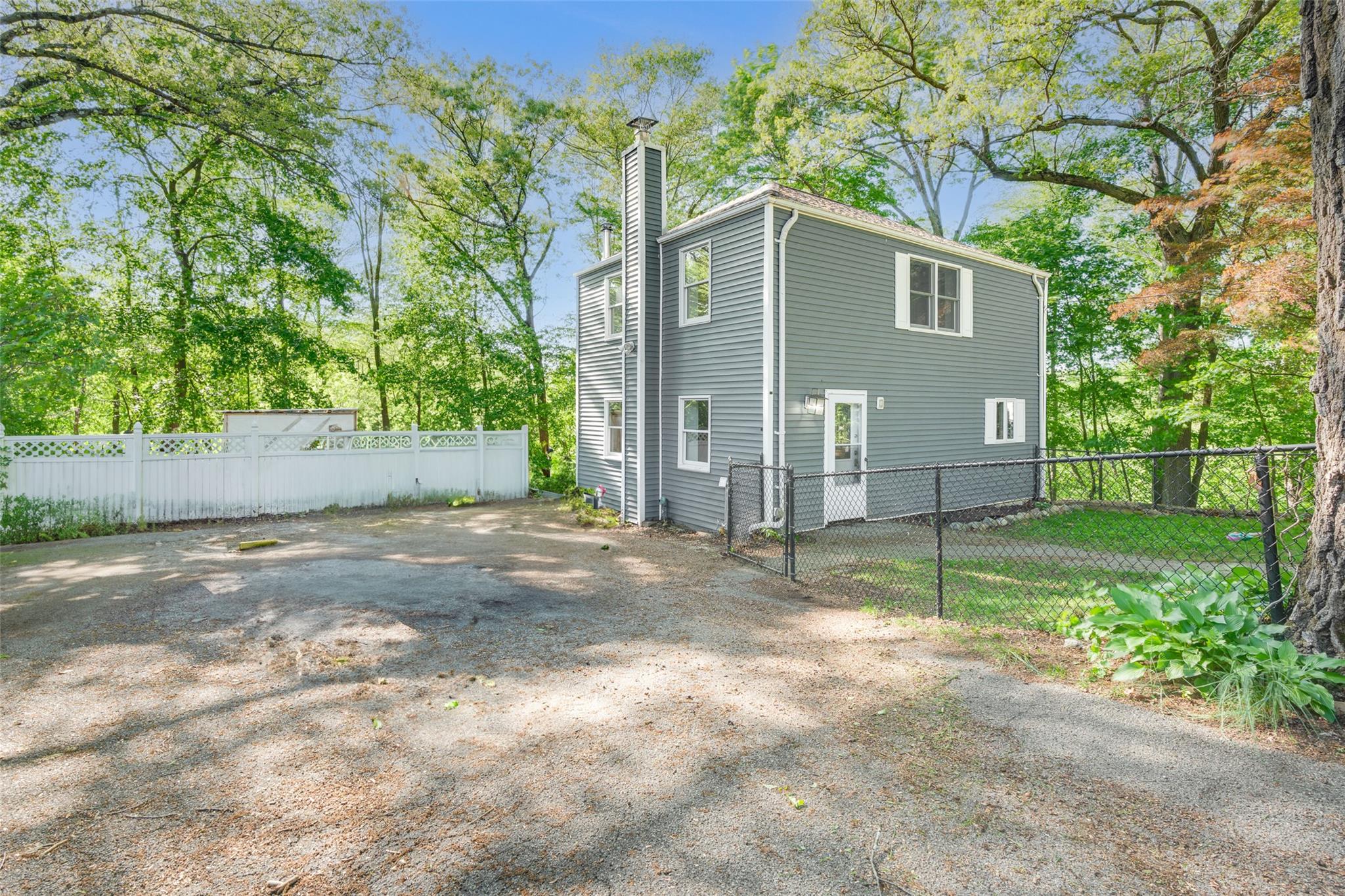 194 Frederick Street, Cortlandt Manor, New York image 27