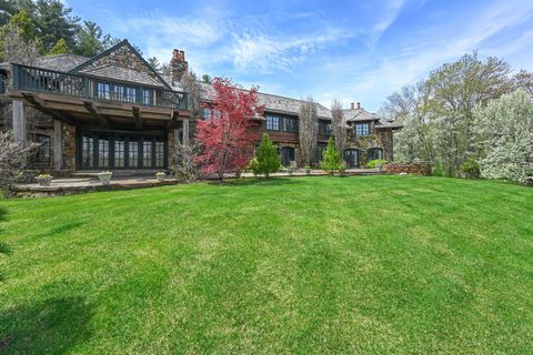118 John Street Greenwich CT 06831