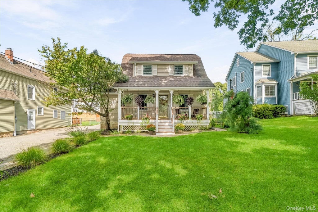 Photo of 157 Martin Place, Pearl River, NY 10965 (MLS # 1059640)