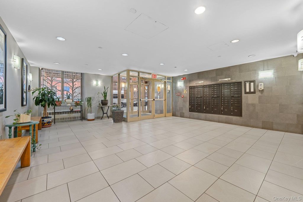 Photo of 715 Fox Street #4H, Bronx, NY 10455 (MLS # 999620)