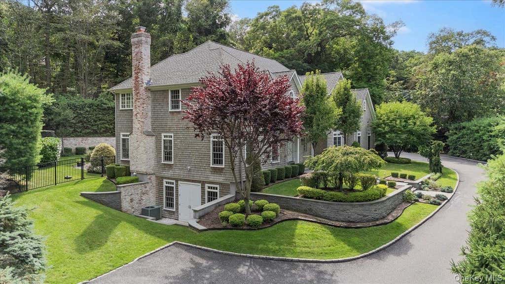 Photo of 1481 N Country Road, Wading River, NY 11792 (MLS # 1036567)