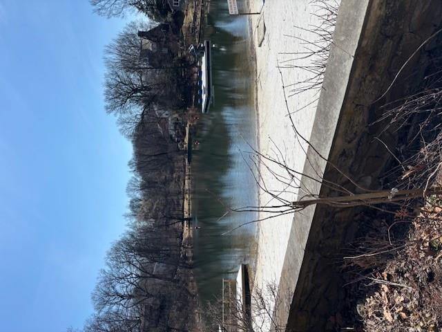 43 Garretson Road, White Plains, New York image 6