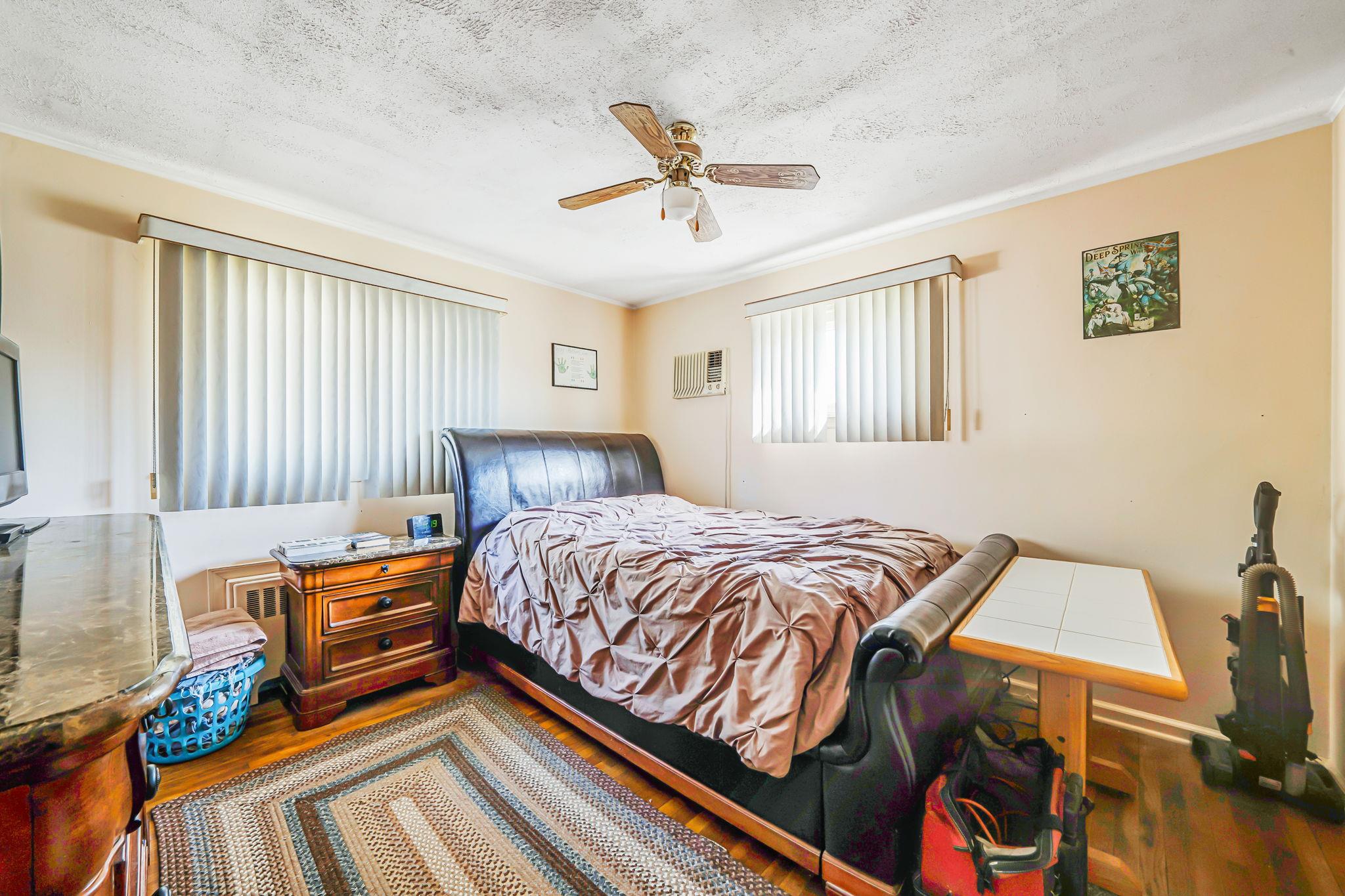 760 Higbie Lane, West Islip, New York image 20