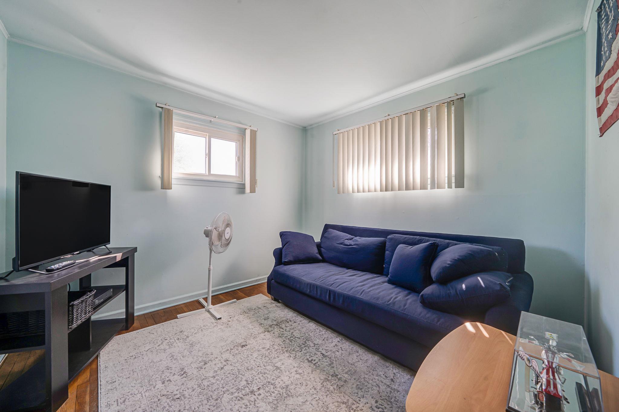 760 Higbie Lane, West Islip, New York image 21