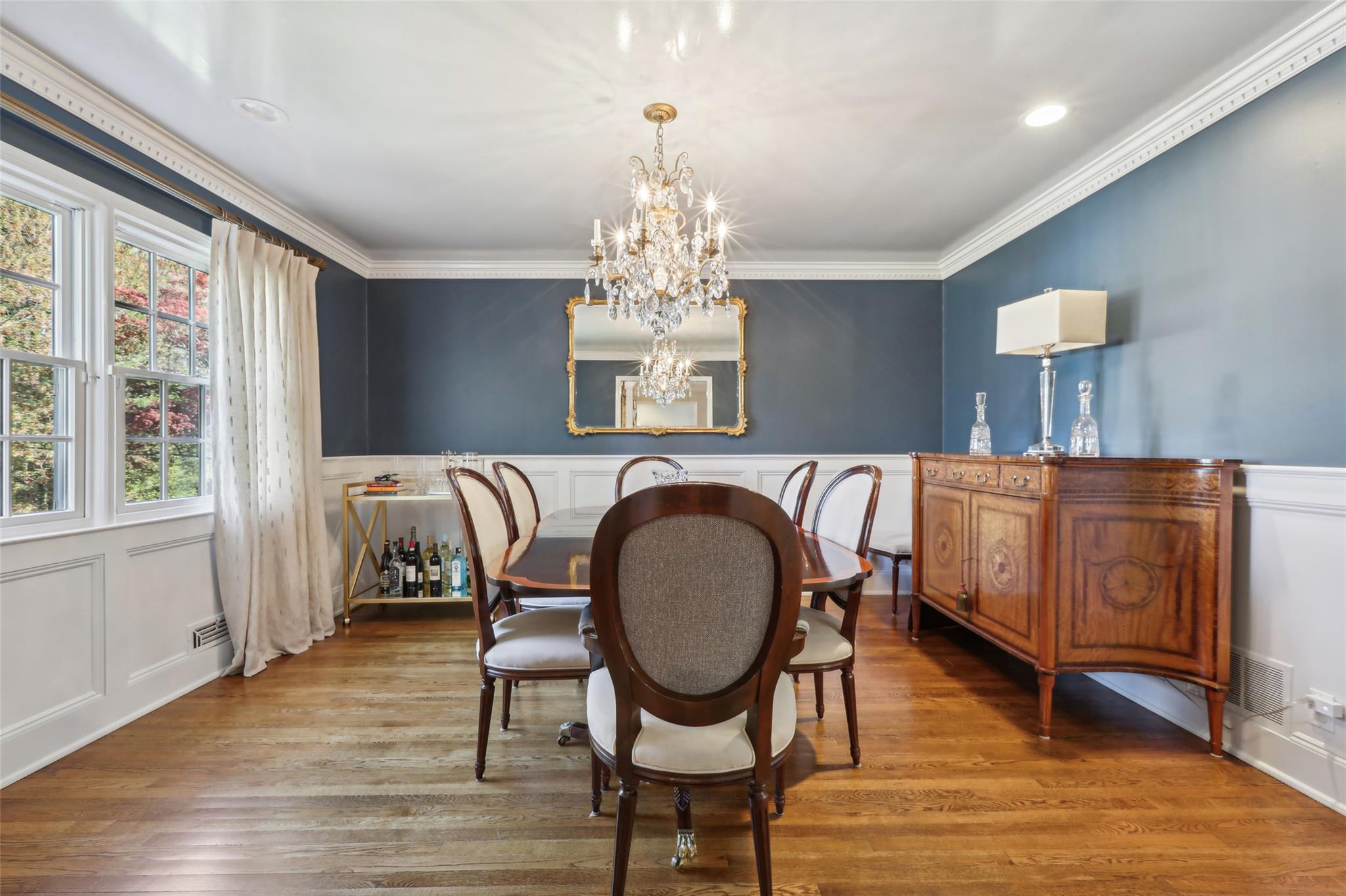 122 Oxford Road, New Rochelle, New York image 12