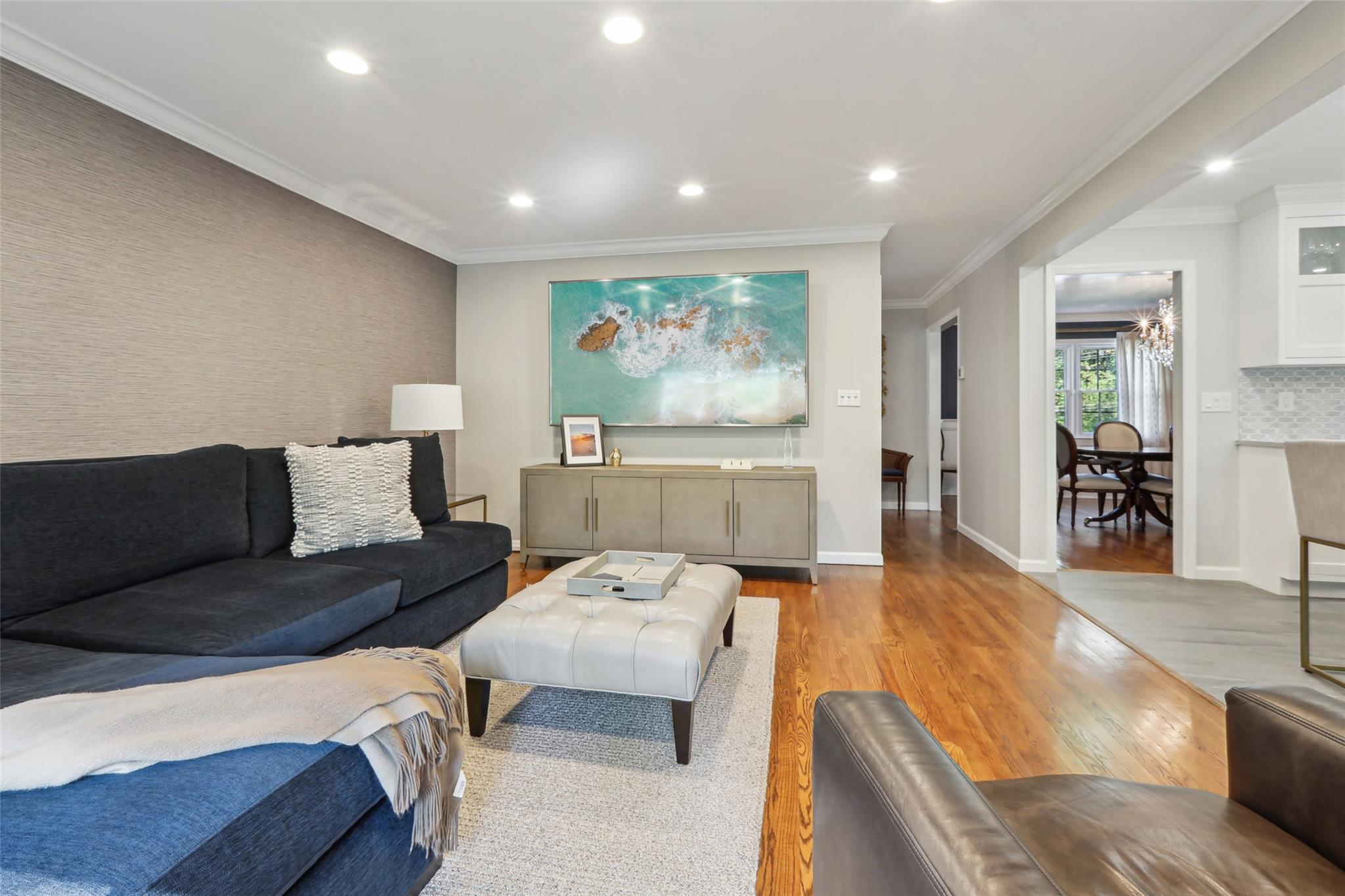 122 Oxford Road, New Rochelle, New York image 15