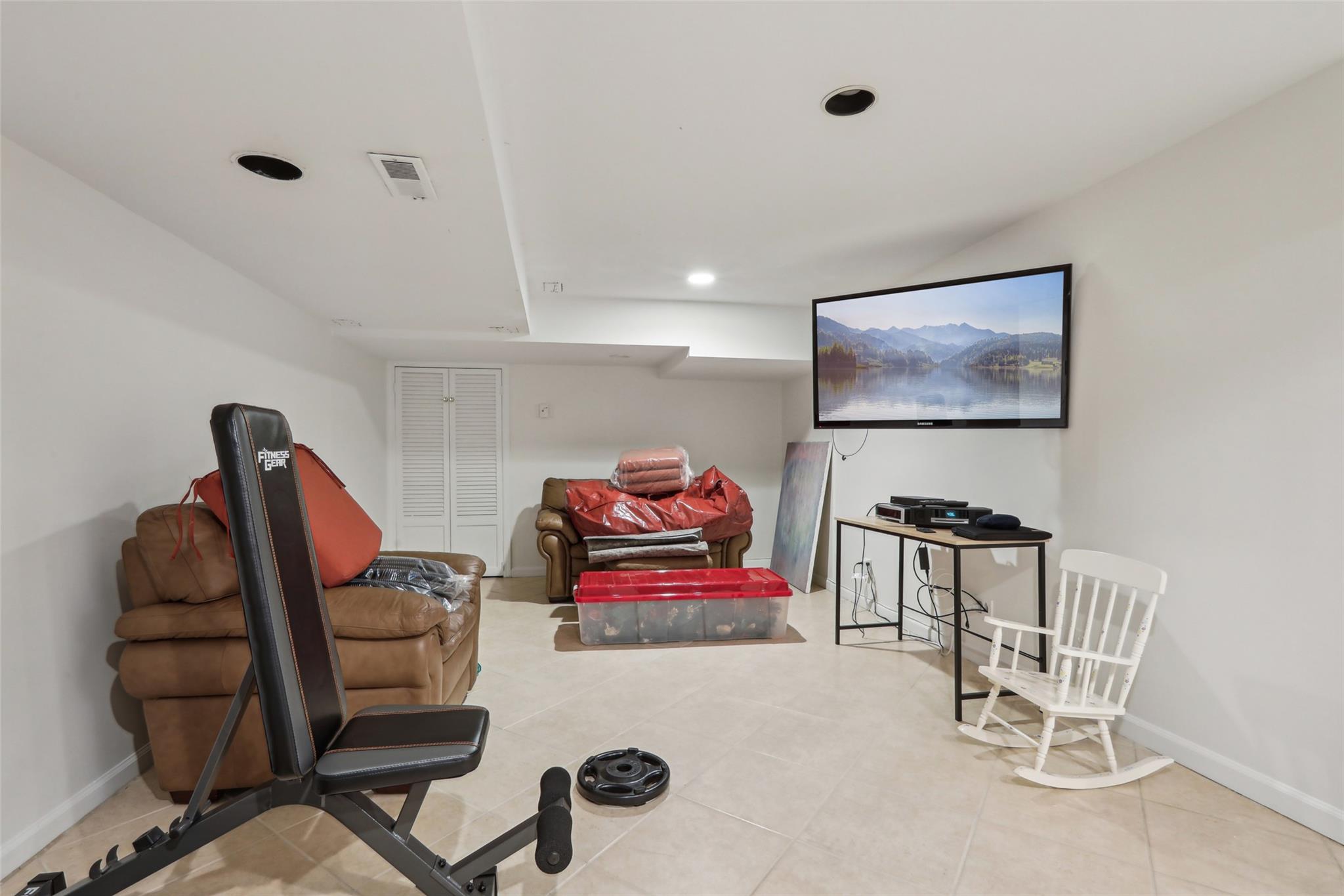 122 Oxford Road, New Rochelle, New York image 30