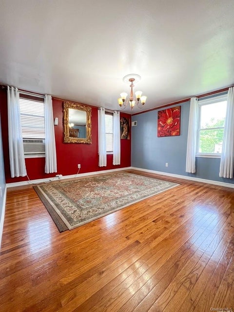 Homes For Sale - 79 Moquette Row<br/> Westchester County, Yonkers, NY 10703