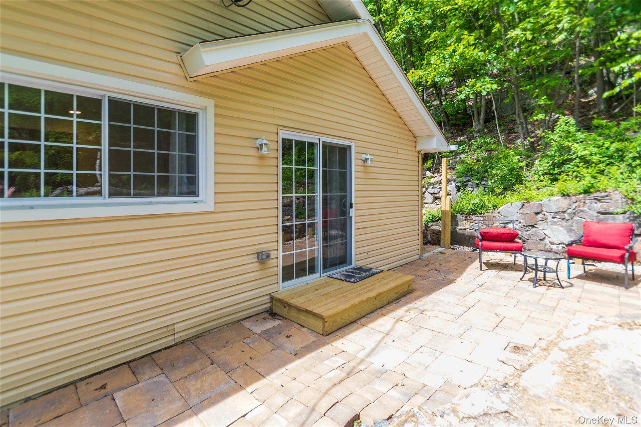 71 Deer Trail N