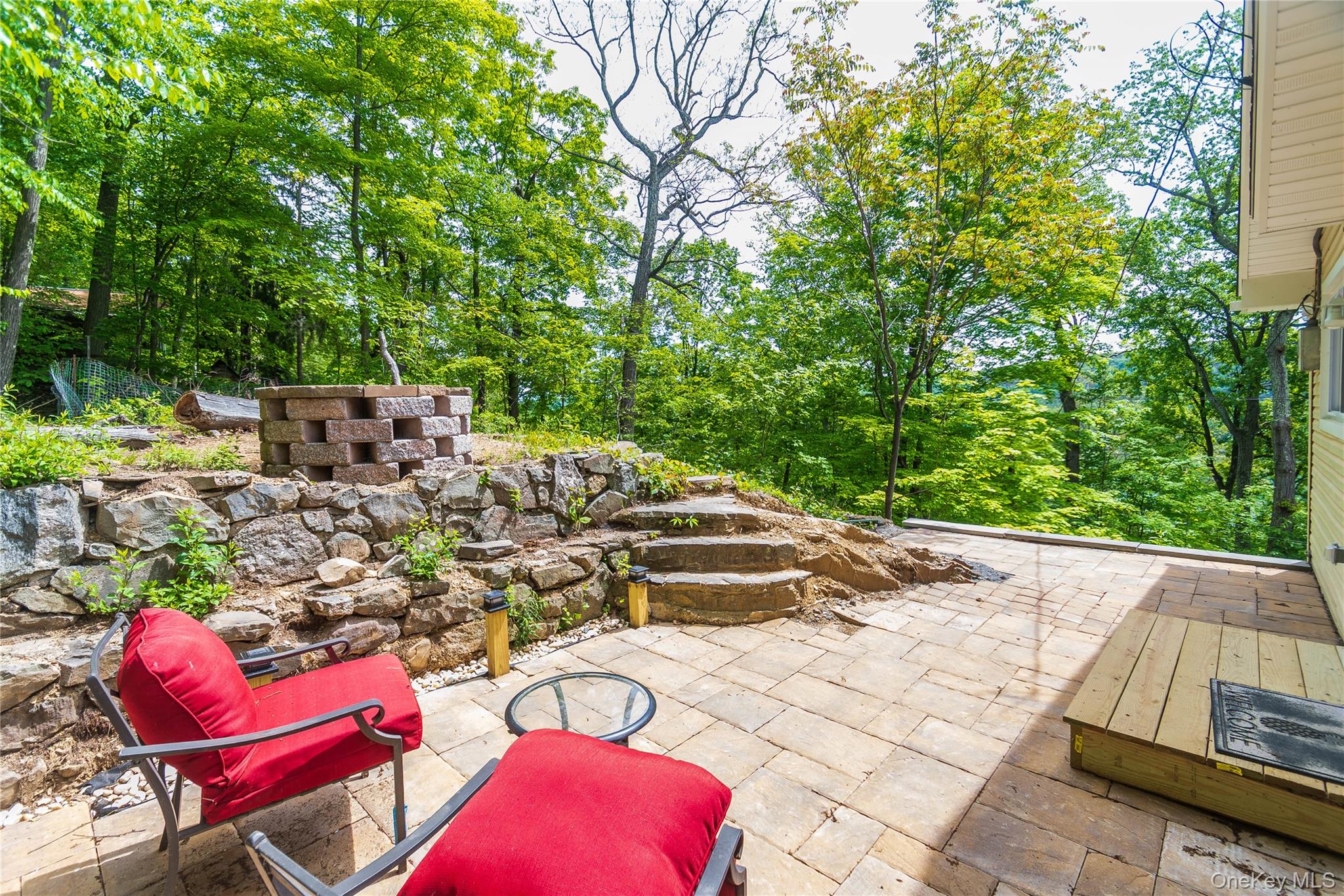 71 Deer Trail N
