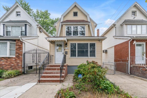 Homes For Rent - 71-39 Nansen Street<br/> Forest Hills, NY 11375