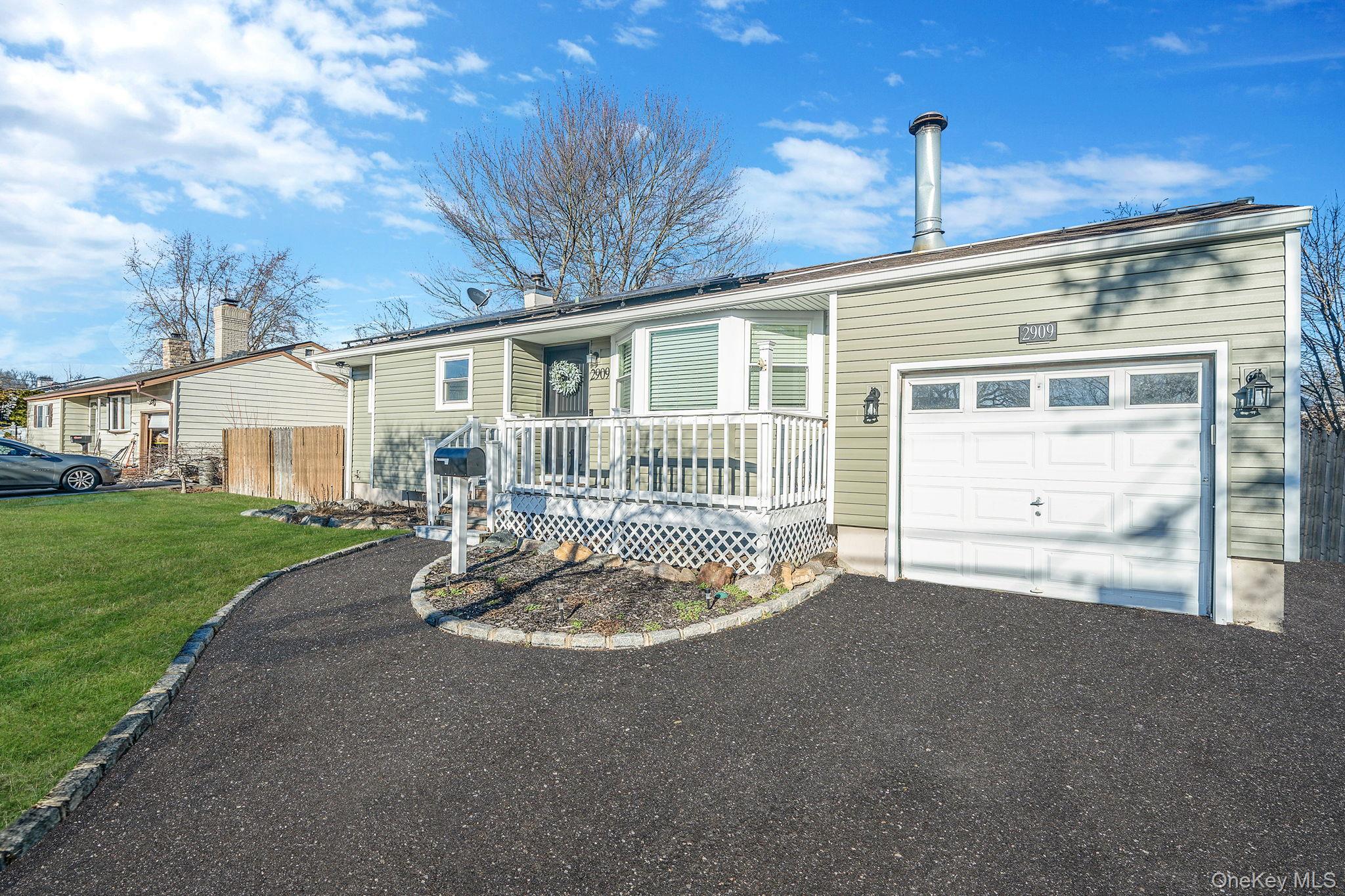 2909 New London Avenue