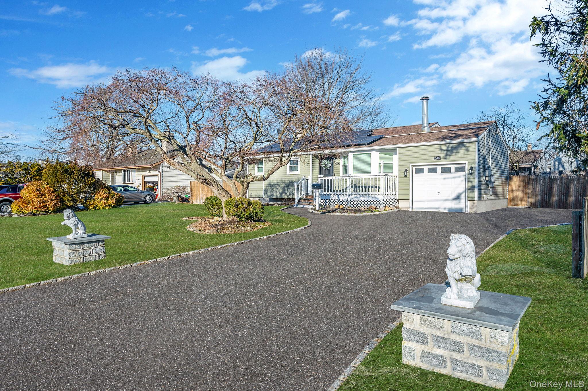 2909 New London Avenue