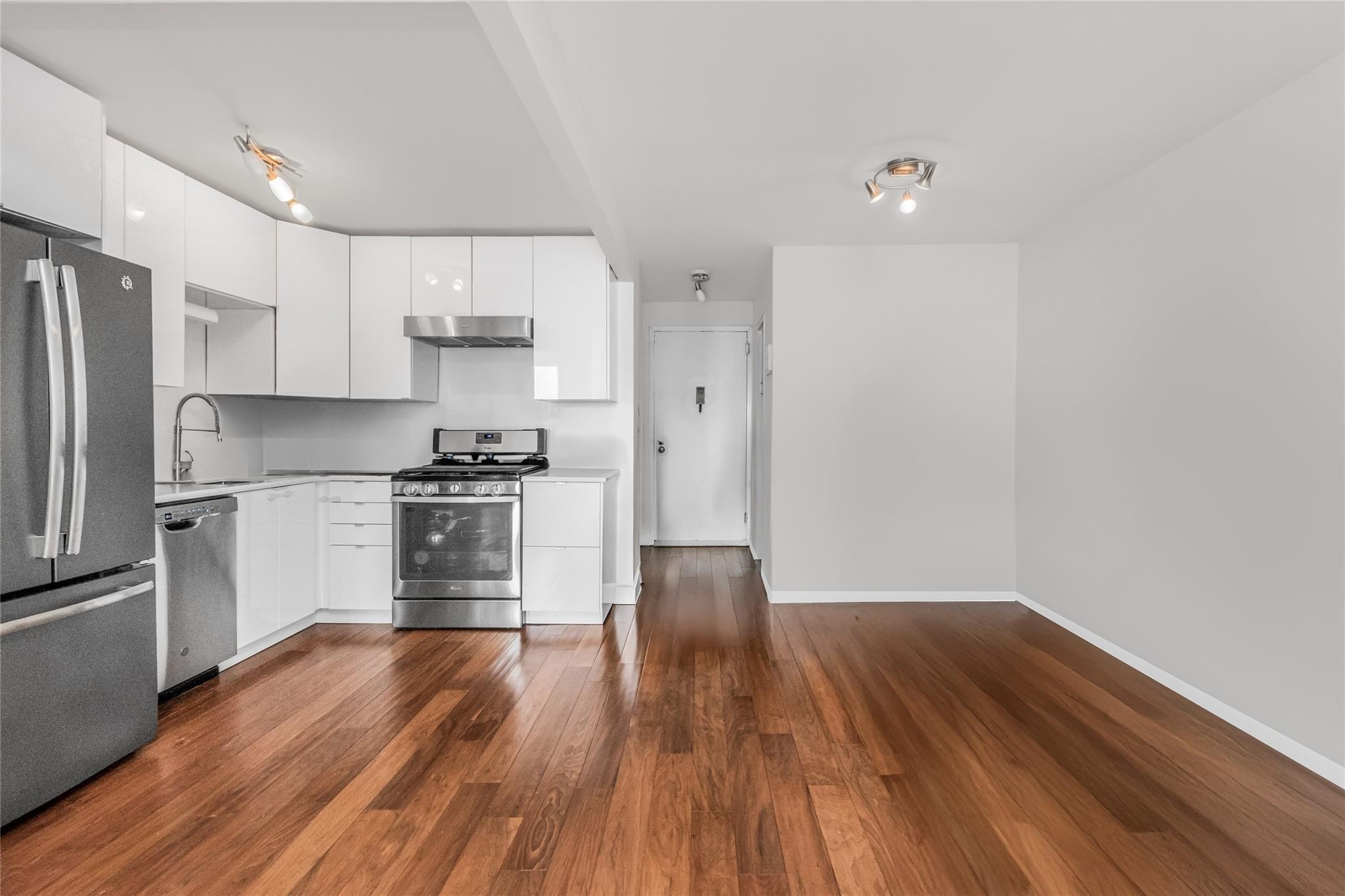 1155 W Warburton Avenue #3N, Yonkers, Florida image 2
