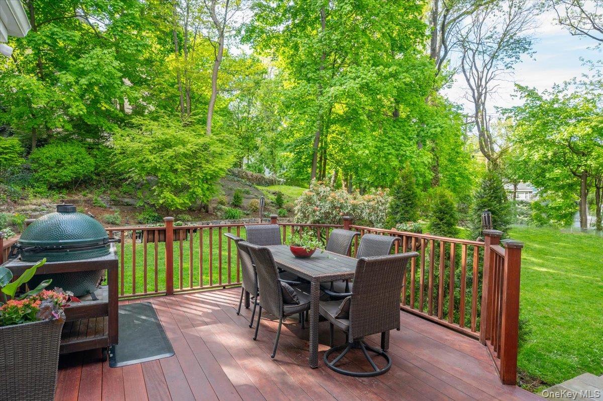 199 Hickory Grove Drive E