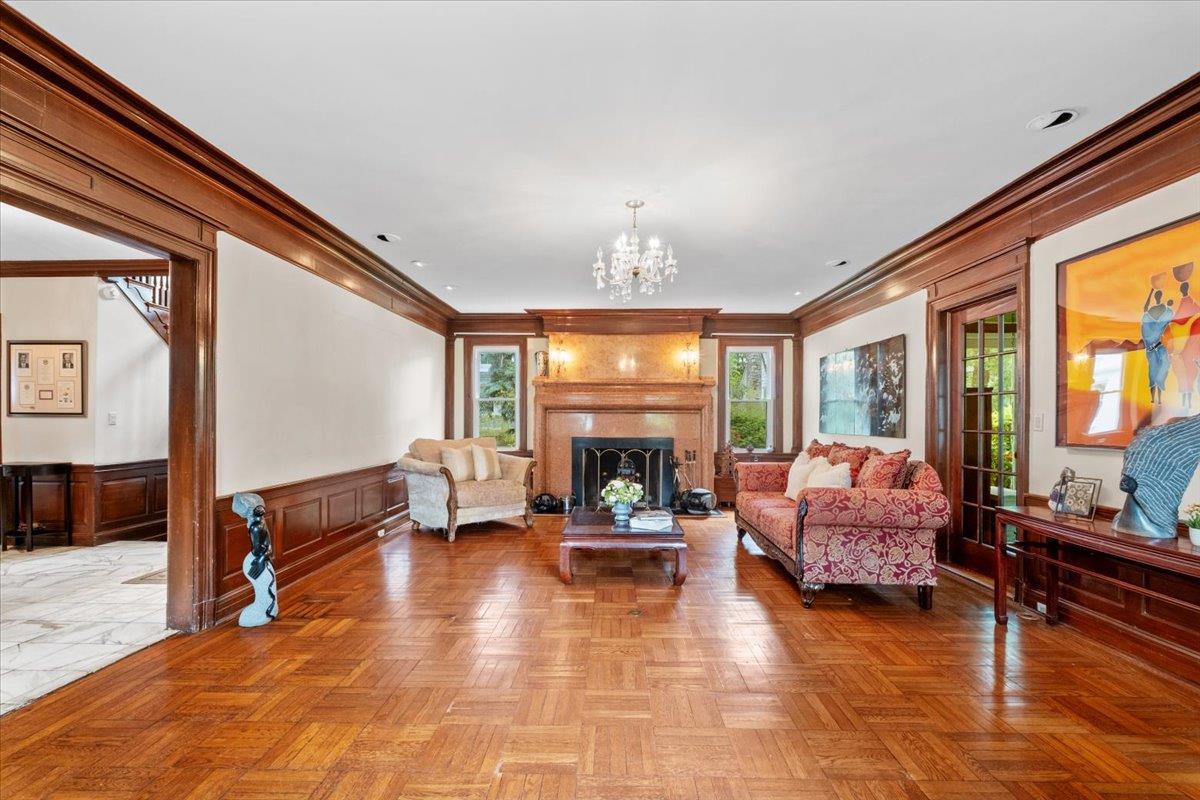 225 Pennsylvania Avenue, Mount Vernon, New York image 6