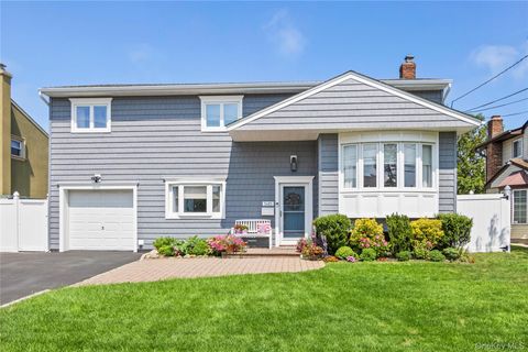 Photo of 3483 Steven Road, Baldwin, NY 11510 (MLS # 889504)