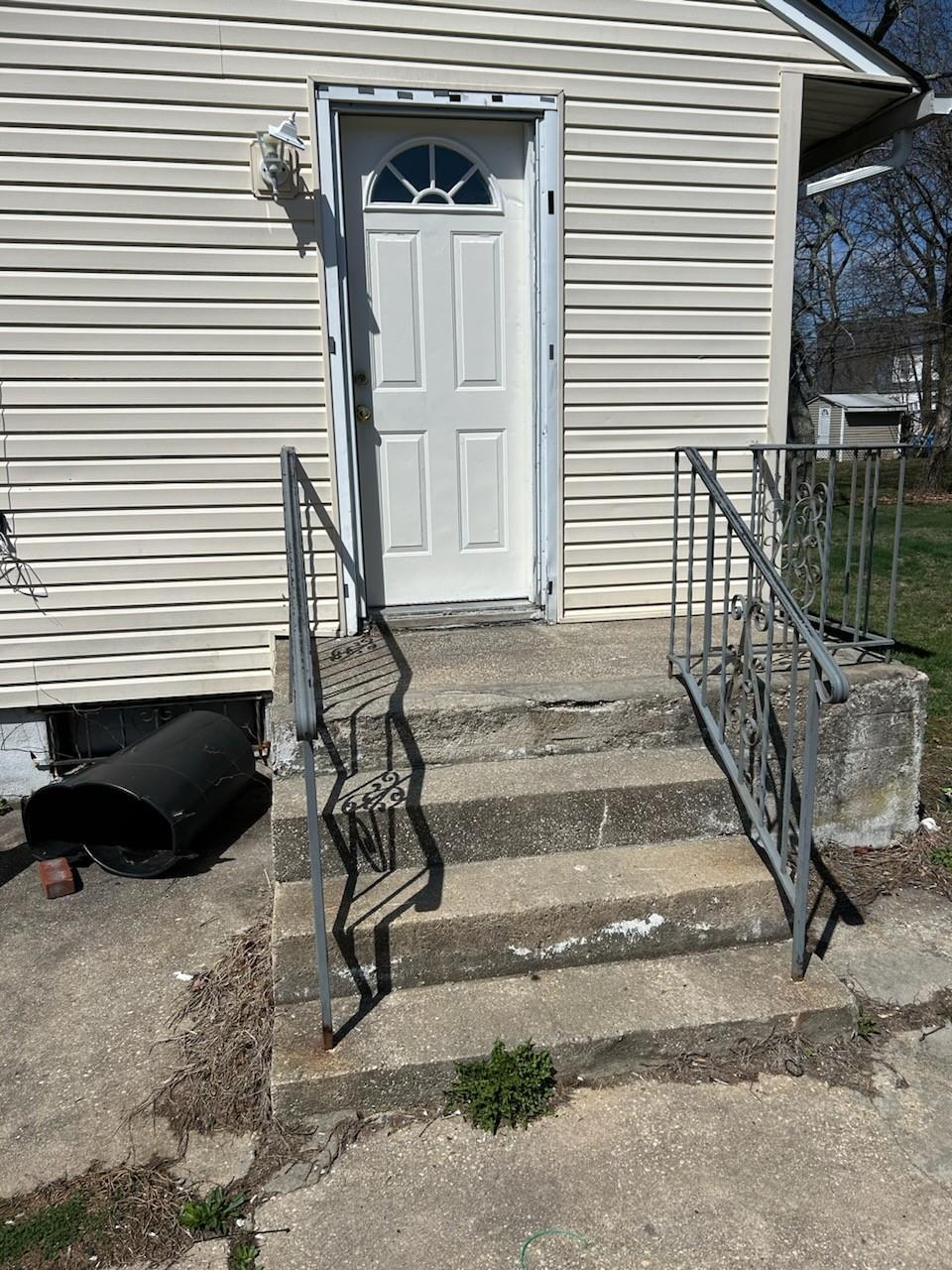 32 Penndale Drive, Amityville, New York image 11