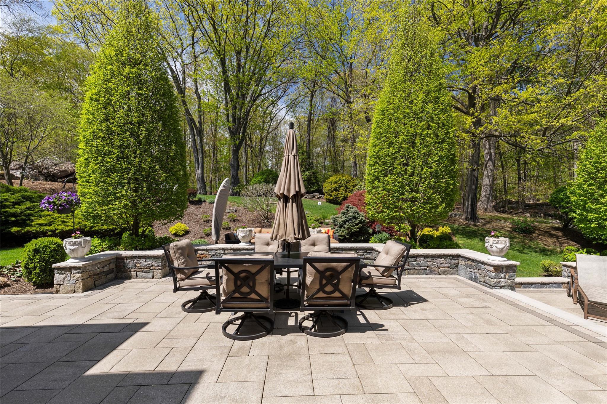 32 Stonewall Circle, West Harrison, New York image 32